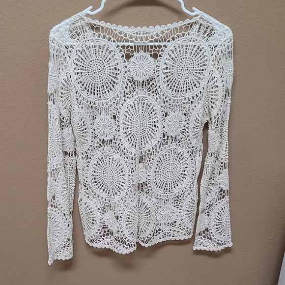 Cream Crocheted Sweater 🤎 - Picture 5 of 9